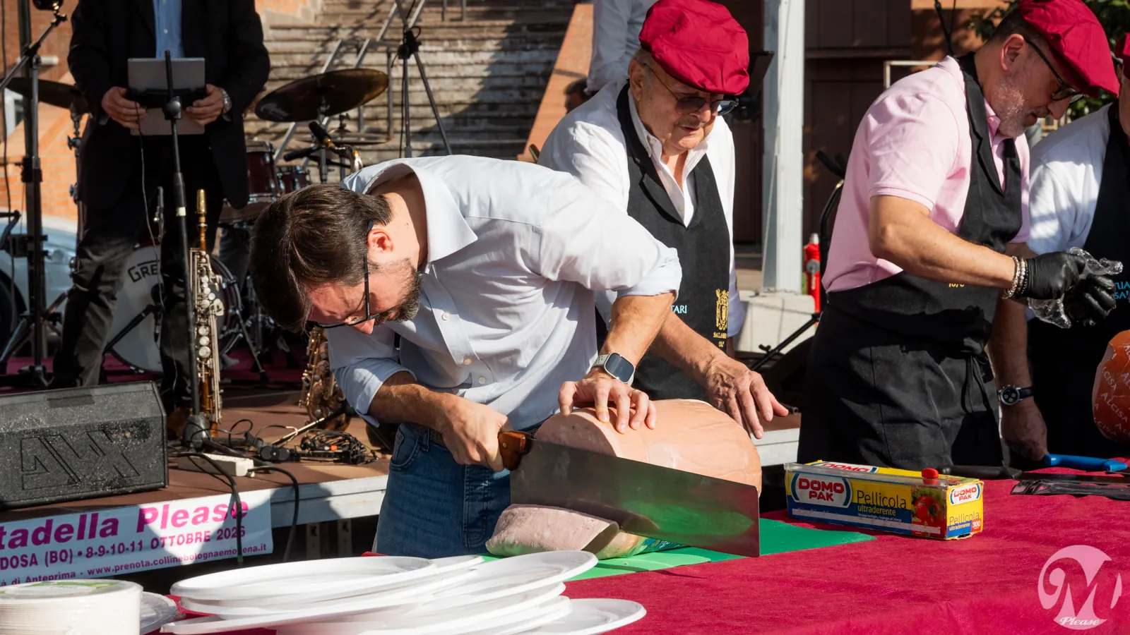 Gara di taglio della mortadella con la coltellina, Mortadella, please 2026 – foto 5