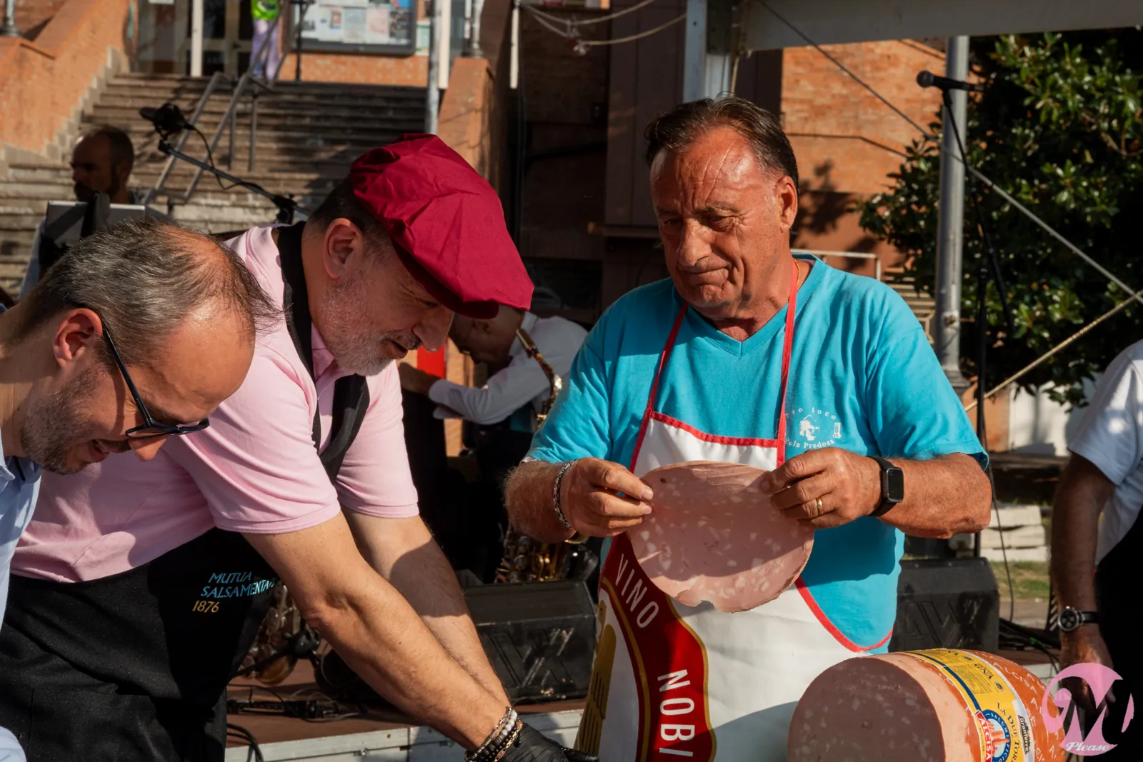 Gara di taglio della mortadella con la coltellina, Mortadella, please 2026 – foto 21