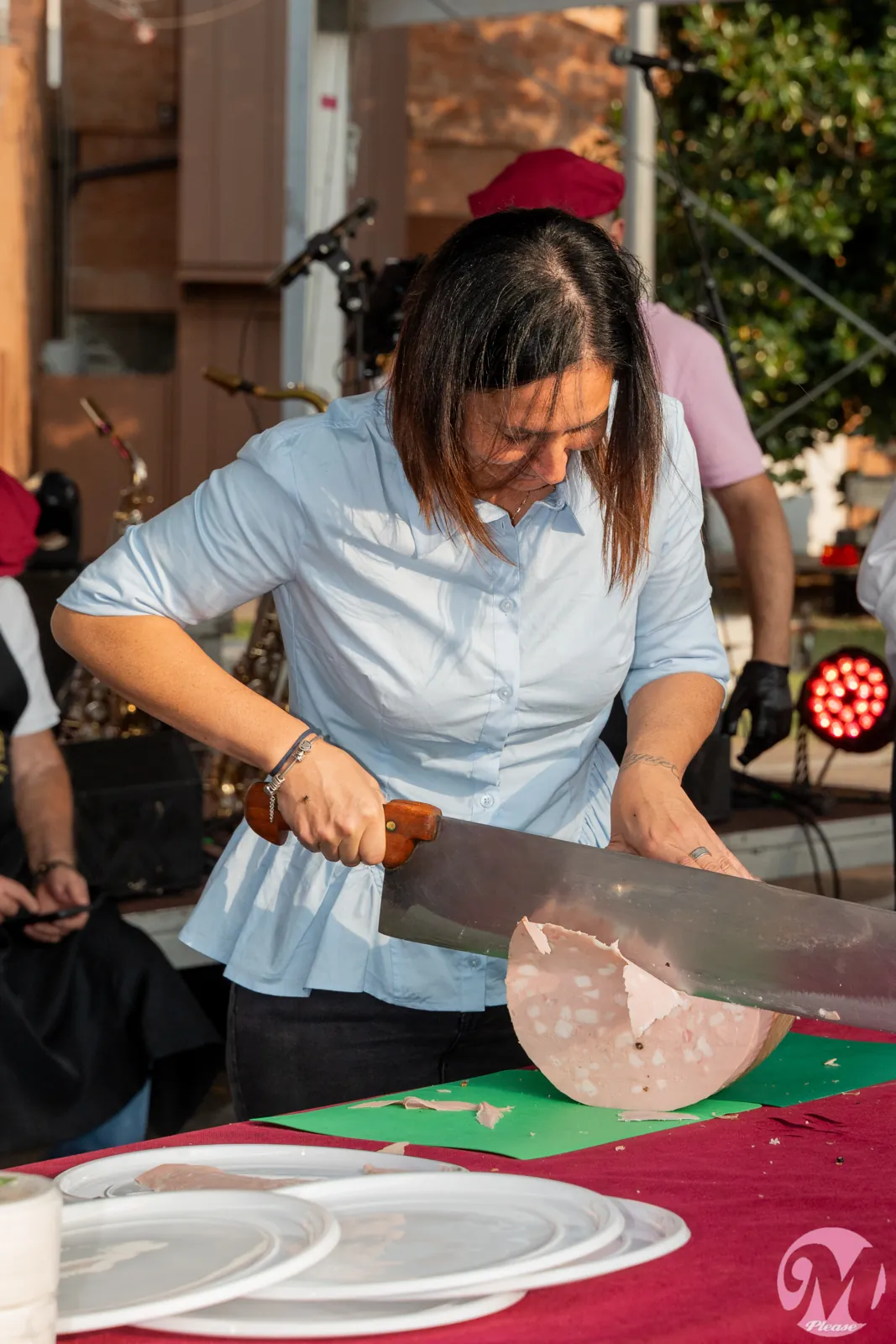 Gara di taglio della mortadella con la coltellina, Mortadella, please 2026 – foto 60