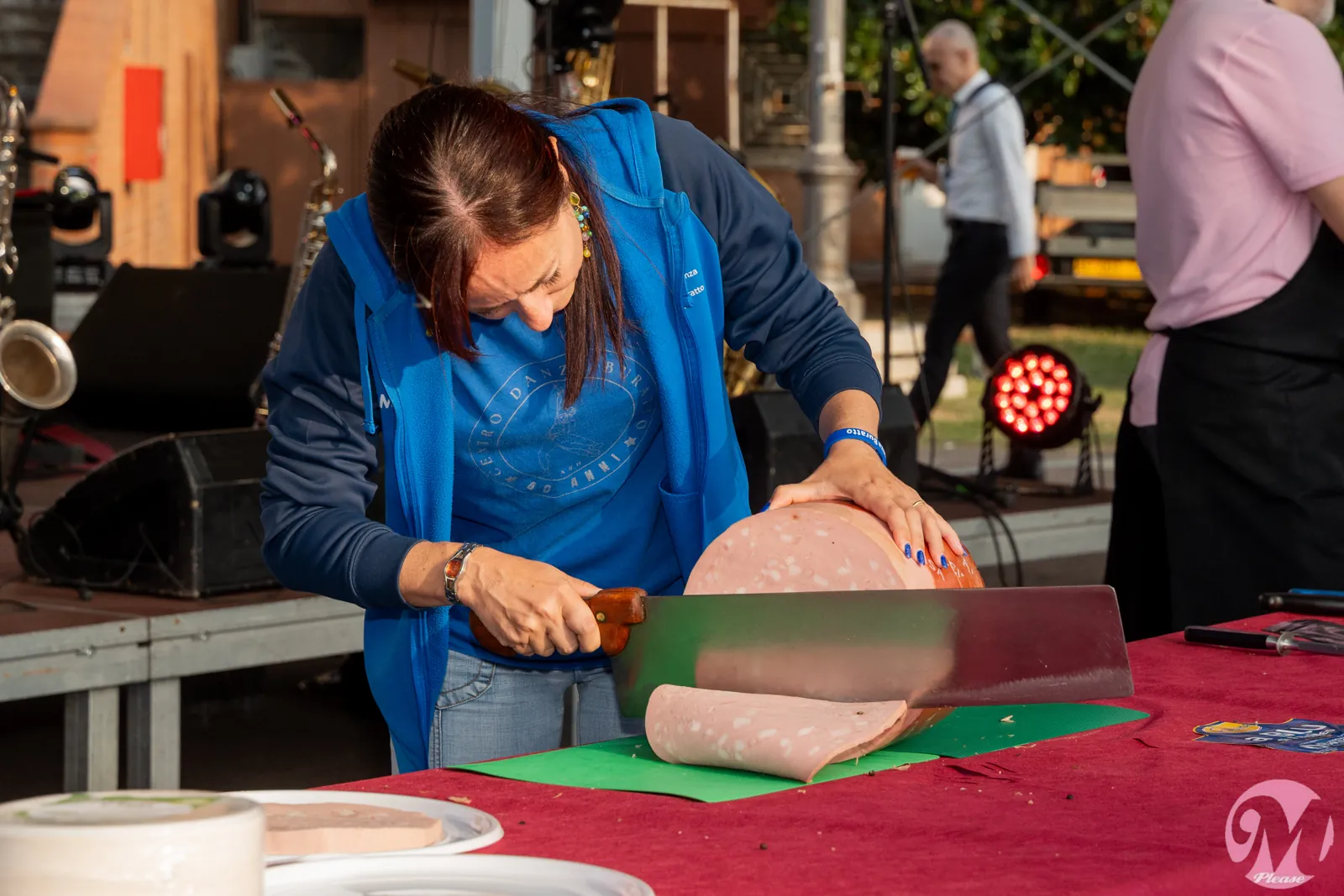 Gara di taglio della mortadella con la coltellina, Mortadella, please 2026 – foto 63
